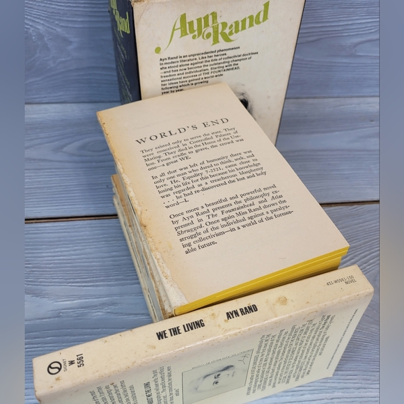 RARE Ayn Rand - 7 Book Collection - A Vintage Signet Gift Pack of Seven Books - Picture 16 of 16